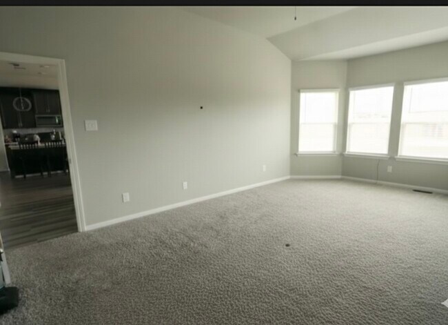 Building Photo - 10831 Sugar Pne Ln