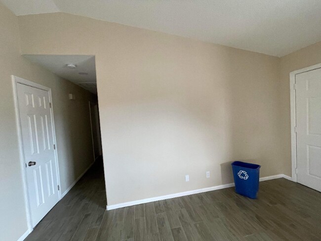 Building Photo - 15798 Placida Rd