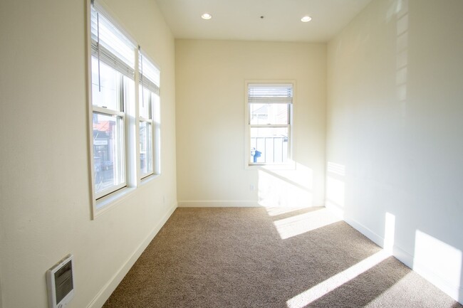 Photo - Corner 2 Bedroom with DW, W/D, Fireplace +... Apartment