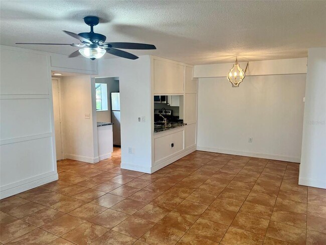 Foto del edificio - 5769 Gardens Dr