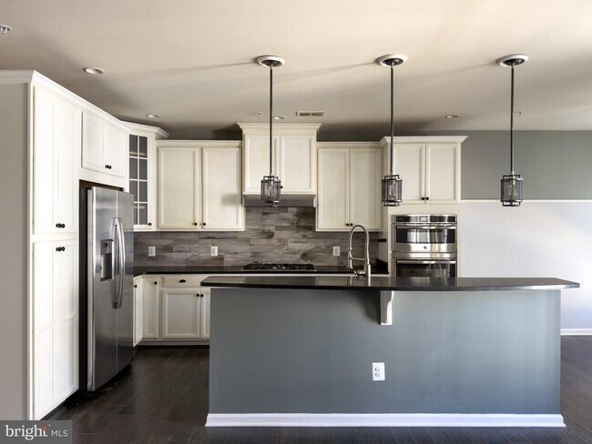 Foto del edificio - 23548 Buckland Farm Terrace