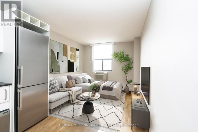 Building Photo - 798 Richmond St W