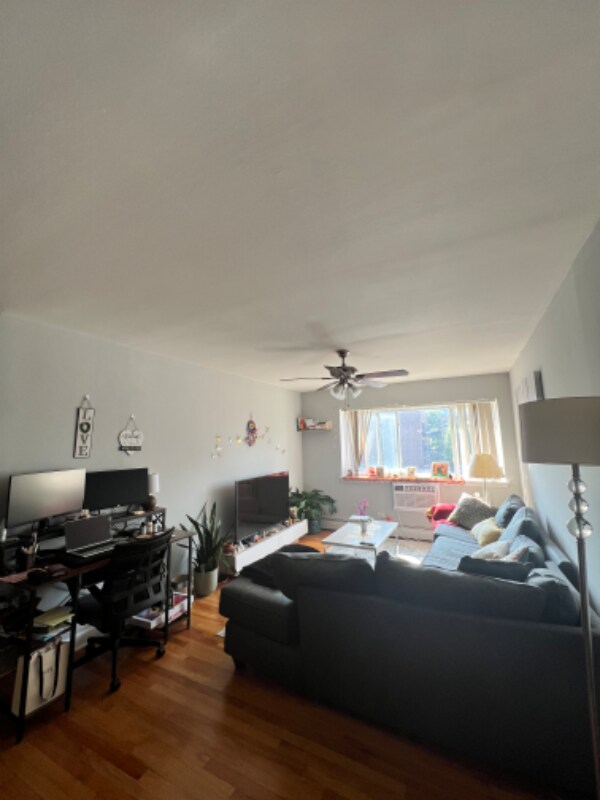 Foto del edificio - 639 W Grace St