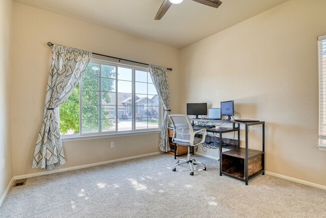 Photo - Spacious 5-Bedroom Home in Peyton with Off...