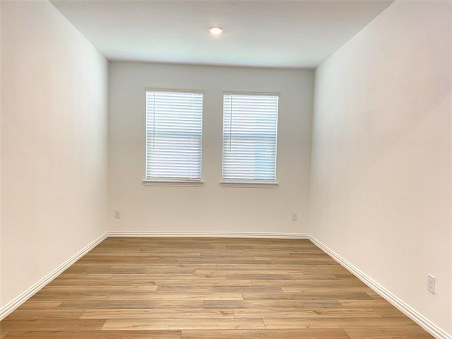 Building Photo - 815 Blackhawk Dr