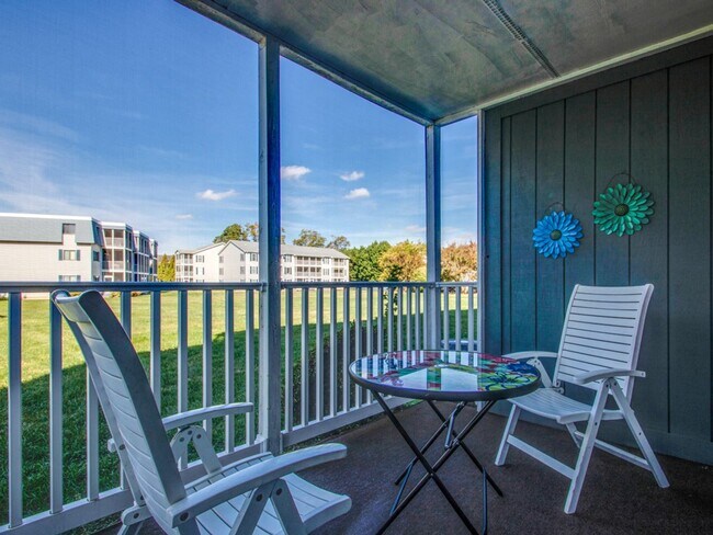 Foto del edificio - OFF SEASON RENTAL - FIRST FLOOR 2 BED 2 BA...