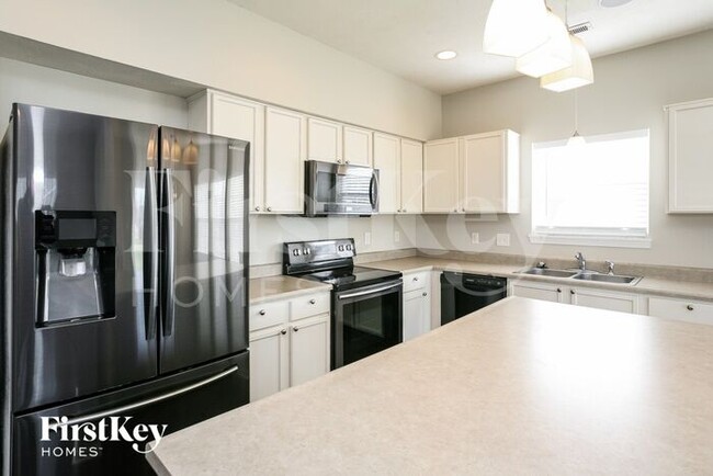 Building Photo - 3526 Firethorn Drive