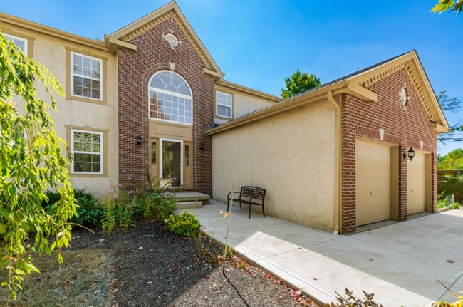 Foto del edificio - 3902 River's Run Dr