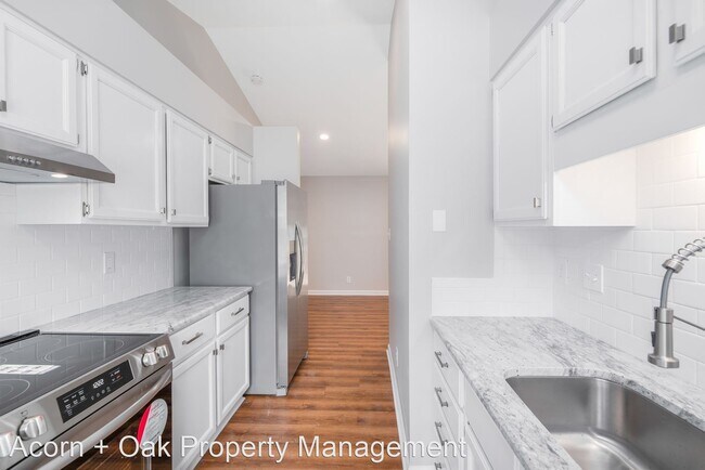 Building Photo - 3 br, 2 bath House - 3 Meetinghouse Ln