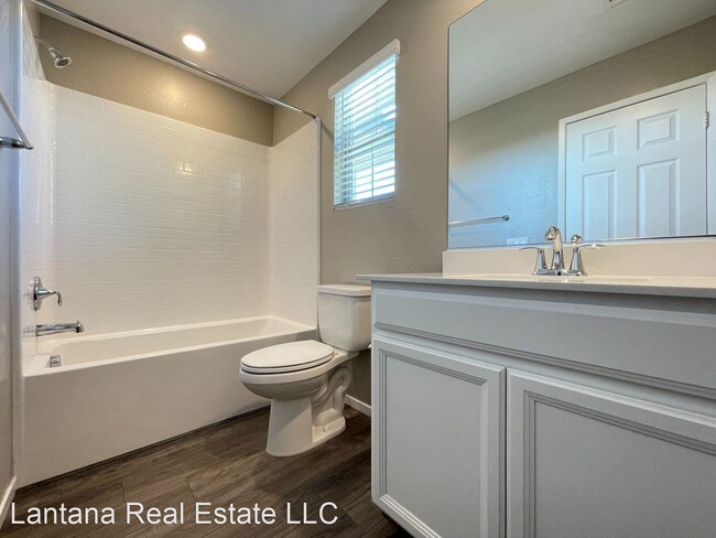 Foto del edificio - 3 br, 3.5 bath House - 11978 Tomales Bay St.