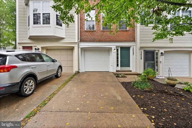 Building Photo - 12527 Heykens Ln