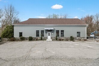 Building Photo - 1083 US-9