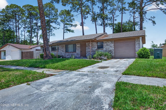 Building Photo - 4177 Timberlake Dr E
