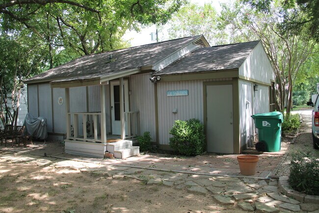Foto del edificio - Cozy 2-Bedroom Home for Lease