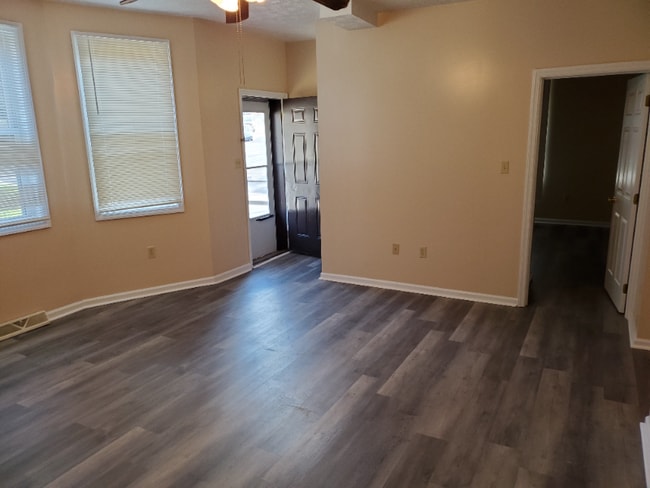 Building Photo - 600 Overbrook Blvd