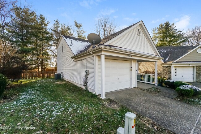 Building Photo - 10503 Bay Pointe Ct