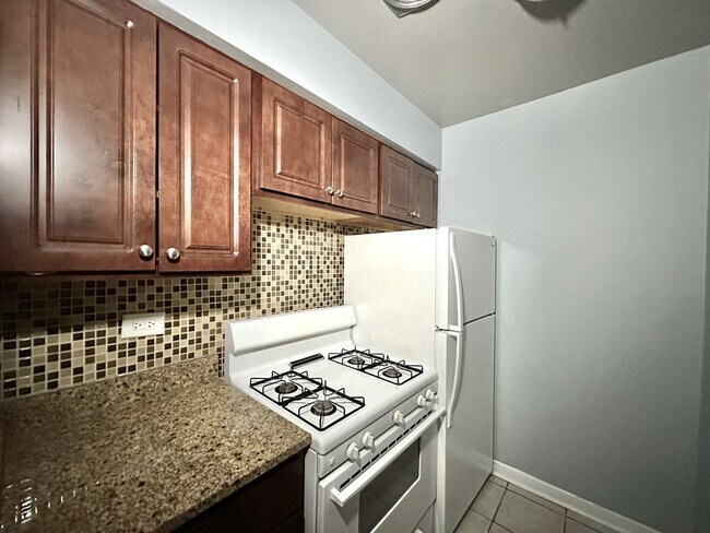 Foto del edificio - 5820 N Sheridan Rd