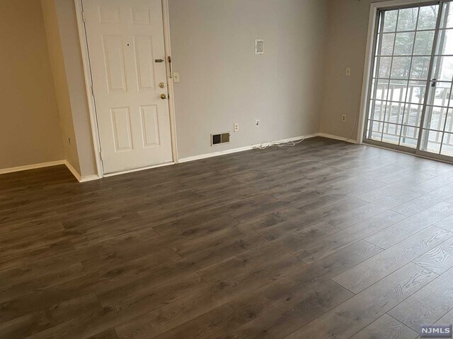 Foto del edificio - 126 Raintree Ln