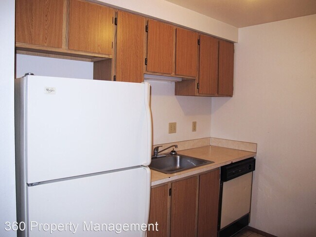 Foto del edificio - 726 E Whidbey Ave