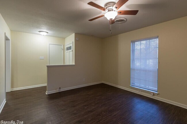 Building Photo - 29 Rosewood Dr