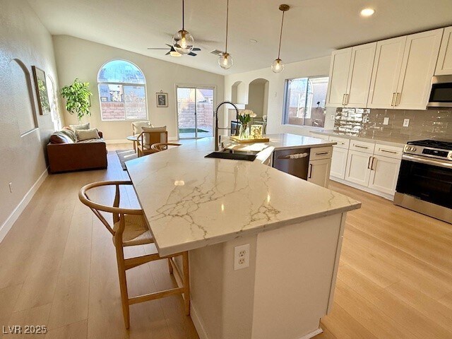 Foto del edificio - 5123 Morning Splash Ave