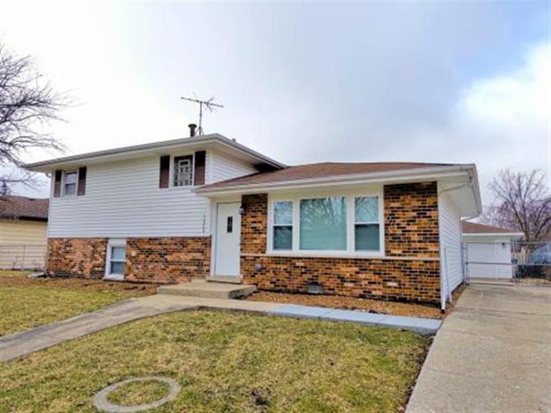 19900 Brook Ave, Lynwood, IL 60411 House Rental in Lynwood, IL