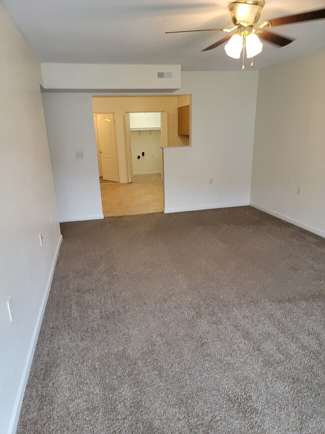 Building Photo - 8306 Shawn Ridge Dr