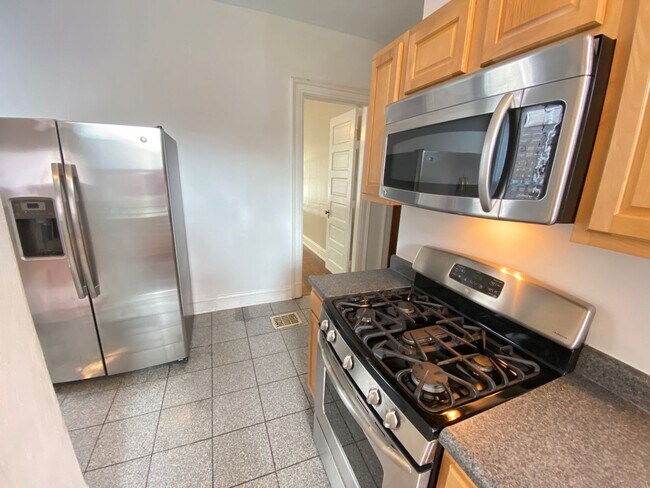 Foto del edificio - Neil Ave 1462-1464 HHR