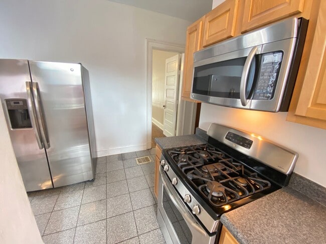 Building Photo - Neil Ave 1462-1464 HHR
