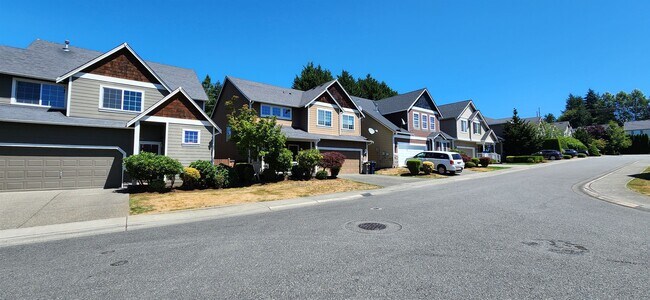Building Photo - 2501 192nd Pl SE