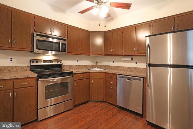 Foto del edificio - 19 Chelsea Ct