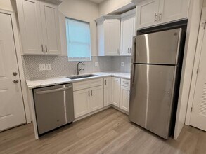 Building Photo - 2078 Druid Park Dr