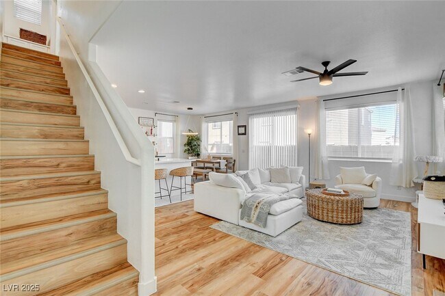 Foto del edificio - 5353 Harris Spring Ln