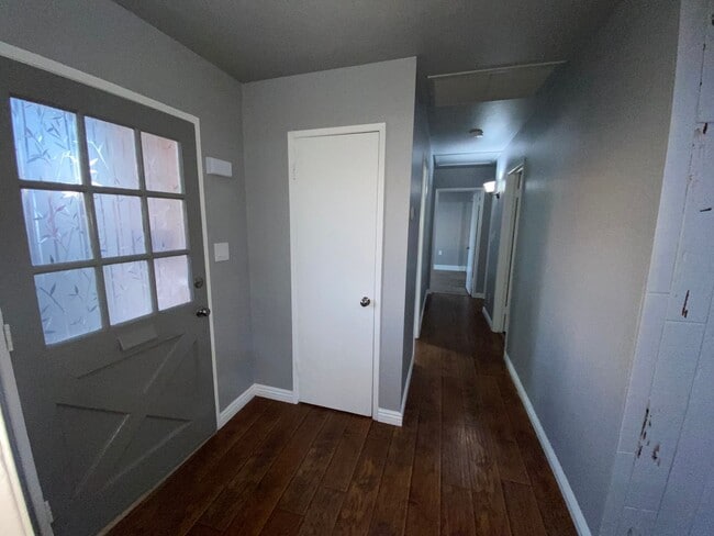 Building Photo - Granite Hills 4 Bedroom Home!