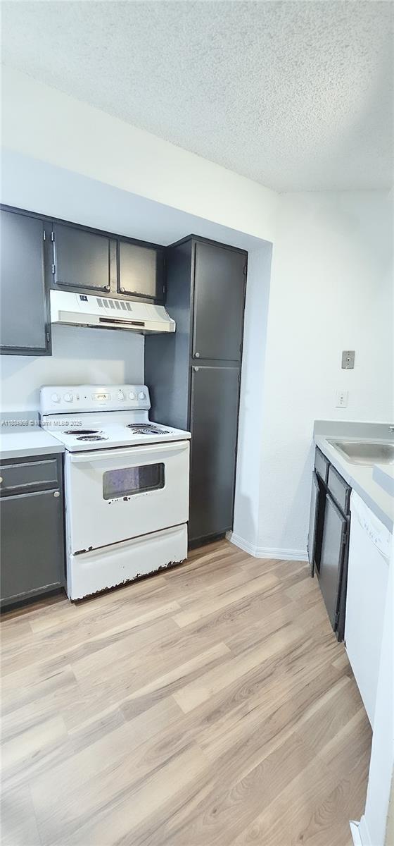 Building Photo - 1401 Village Blvd