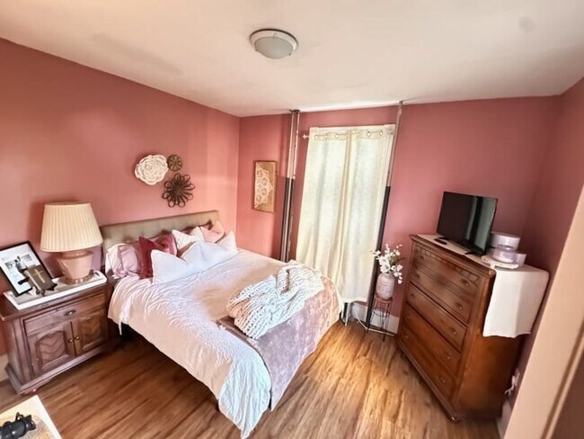 Foto del edificio - 2 Longmeadow St