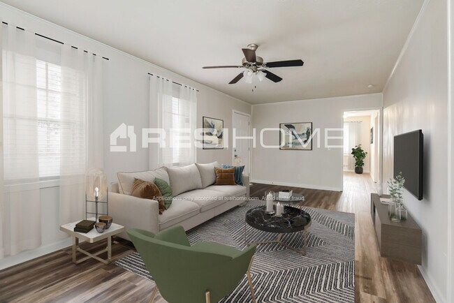 Building Photo - 2129 Kings Forest Dr Se
