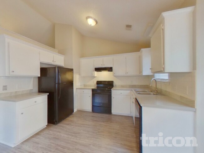 Foto del edificio - 500 Rockhaven Dr