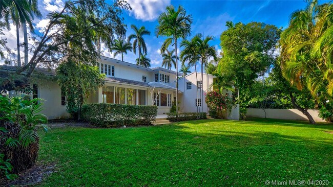 Foto del edificio - 6685 Sheffield Ln