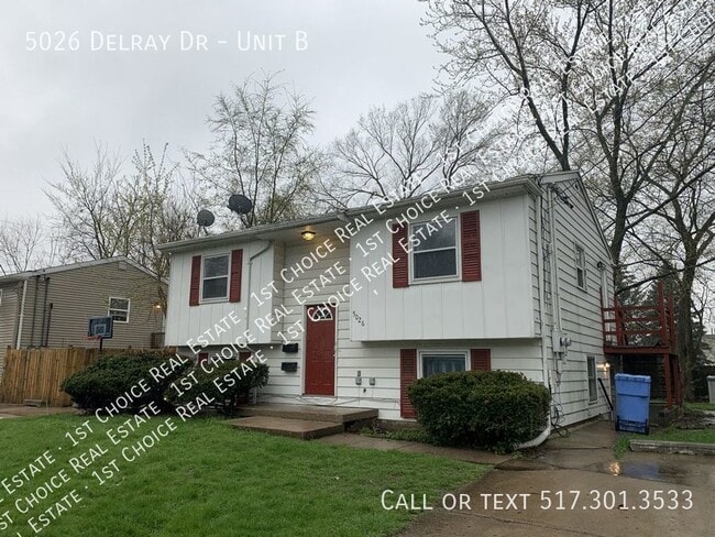 Building Photo - 2-BDR 1-BTH Duplex in Lansing - Cat Friendly