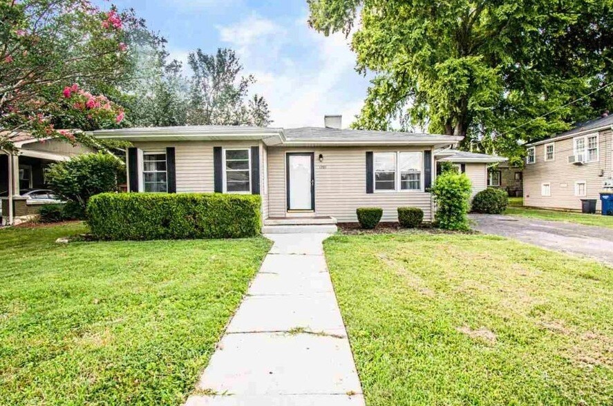 Foto principal - 1201 Herrington St