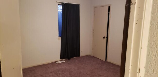 Building Photo - Duplex for Rent in Edwardsville