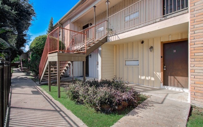 Foto del edificio - 8110 Albacore Dr