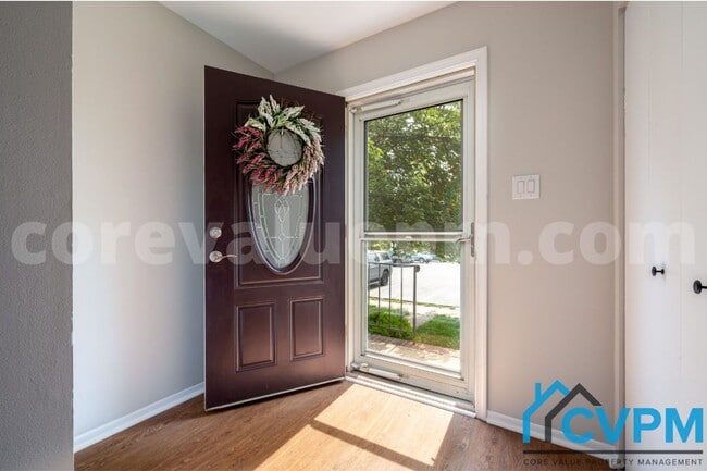 Foto del edificio - 2534 Vineyard Ln