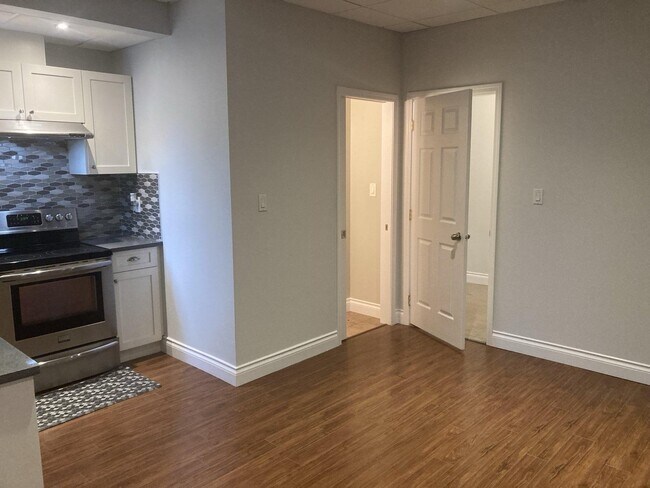 Photo du bâtiment - BSMT 13520 55A AVENUE