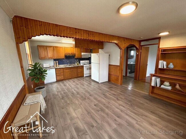 Foto del edificio - Charming 3 Bedroom 1.5 Bathroom Bungalow now available for rent!