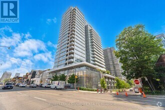 Building Photo - 170-170 Avenue Rd