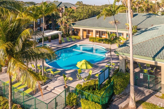 Foto del edificio - Club Lake Pointe Apartments