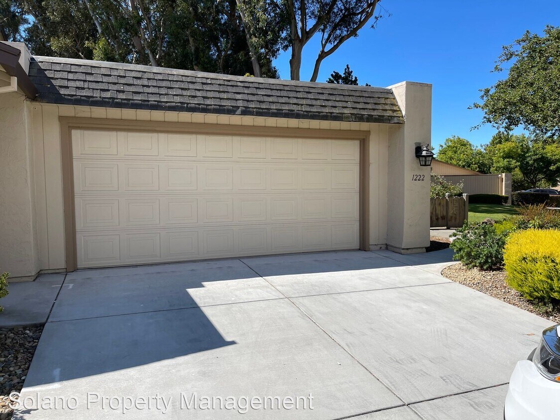 Foto principal - 2 br, 2 bath House - 1222 Grove Circle