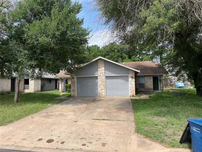 Building Photo - 7506 St Amant Pl